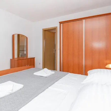 Villa Luka, Imotski-makarska Podbablje